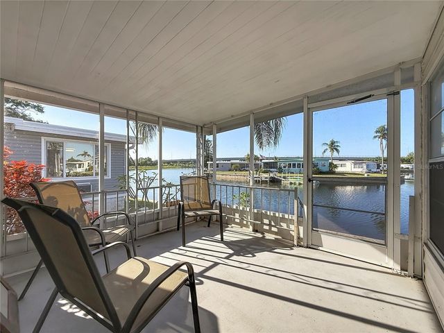 10178 N LAKE DRIVE 45, Largo, FL 33773