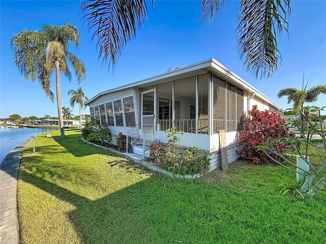 10178 N LAKE DRIVE 45, Largo, FL 33773