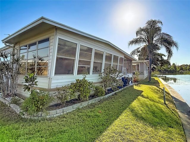 10178 N LAKE DRIVE 45, Largo, FL 33773