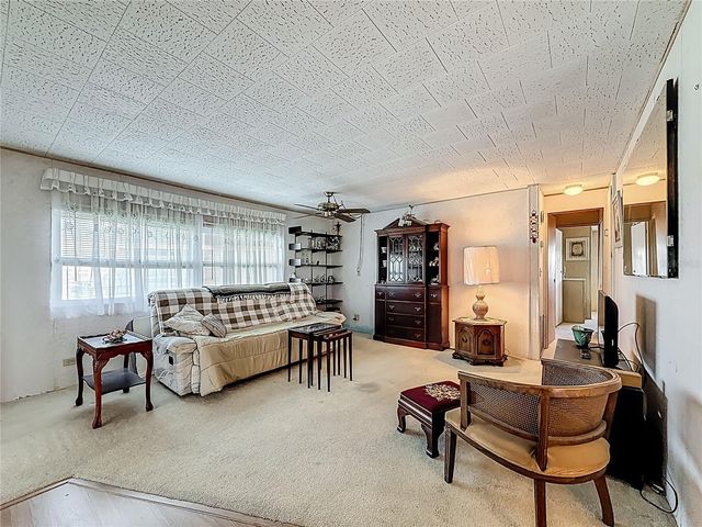 10178 N LAKE DRIVE 45, Largo, FL 33773