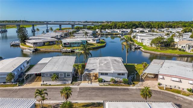 10178 N LAKE DRIVE 45, Largo, FL 33773