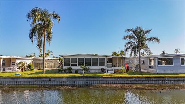 10178 N LAKE DRIVE 45, Largo, FL 33773