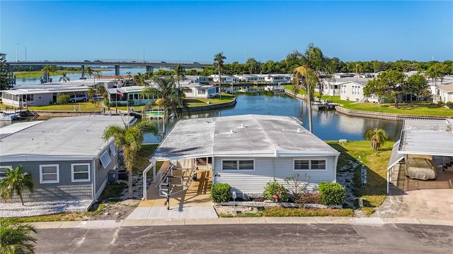 10178 N LAKE DRIVE 45, Largo, FL 33773