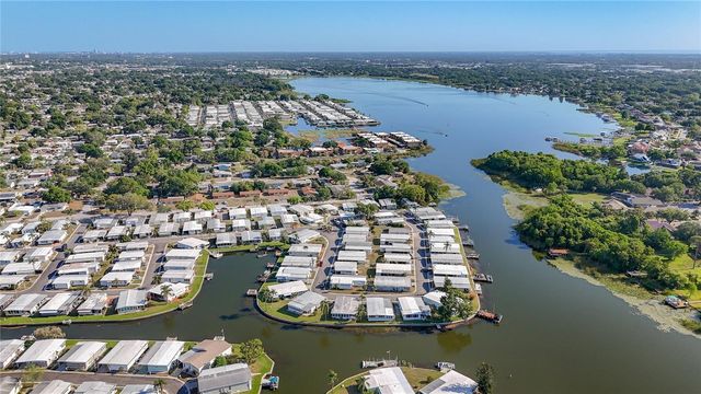 10178 N LAKE DRIVE 45, Largo, FL 33773