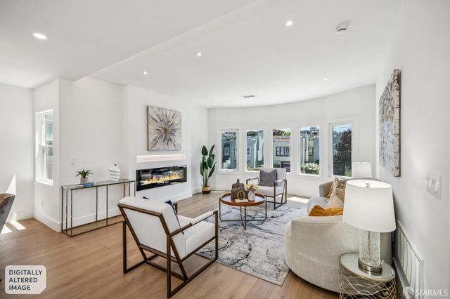 386 Capistrano Avenue, San Francisco, CA 94112