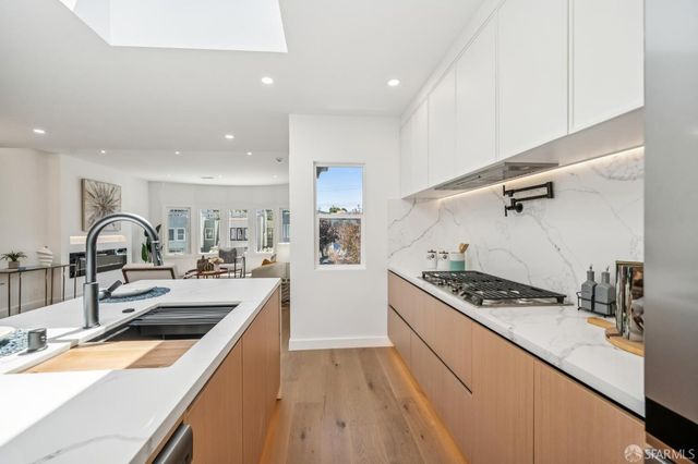 386 Capistrano Avenue, San Francisco, CA 94112