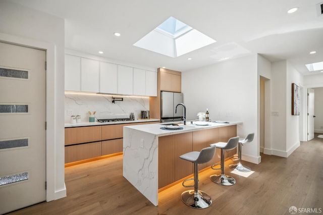 386 Capistrano Avenue, San Francisco, CA 94112
