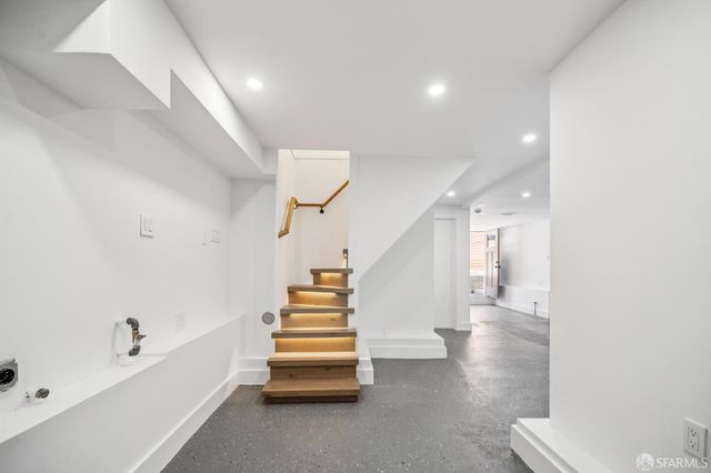 386 Capistrano Avenue, San Francisco, CA 94112