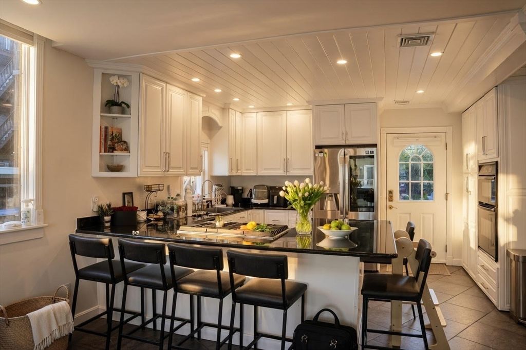 171 Tudor 1, Boston, MA 02127