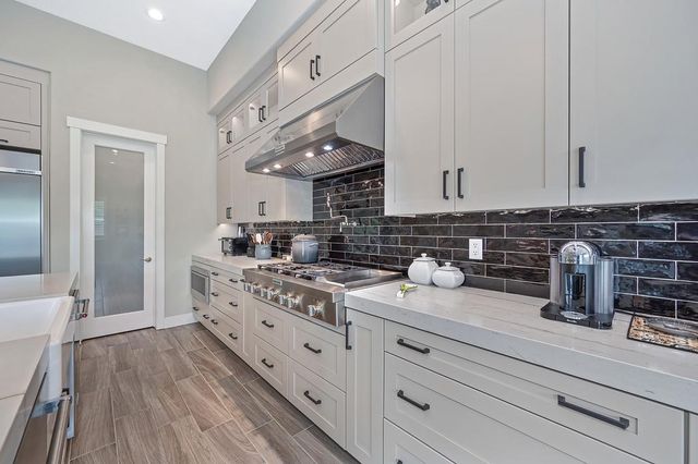 704 Golden Acorn Ct, Rocklin, CA 95765