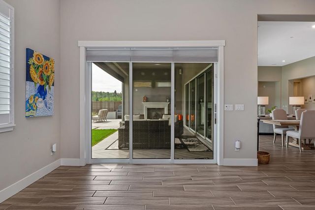 704 Golden Acorn Ct, Rocklin, CA 95765