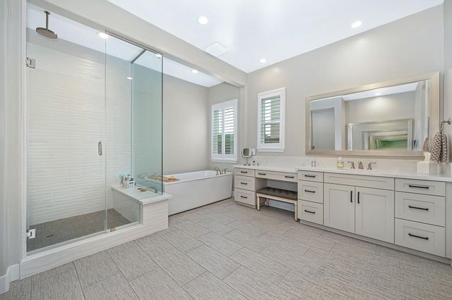 704 Golden Acorn Ct, Rocklin, CA 95765