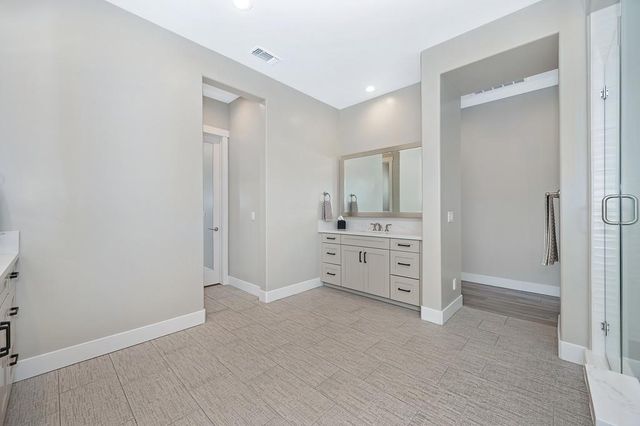 704 Golden Acorn Ct, Rocklin, CA 95765