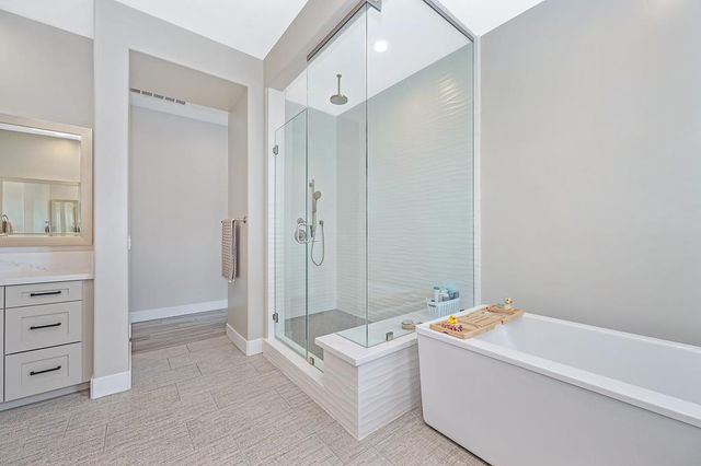 704 Golden Acorn Ct, Rocklin, CA 95765