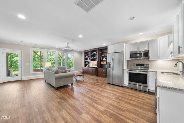 216 Walford Way, Cary, NC 27519