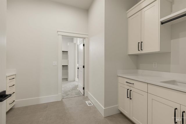 2595 E Tenzing Dr, Meridian, ID 83642