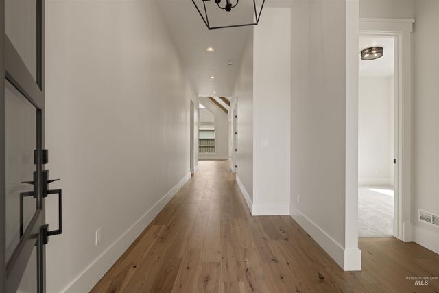 2595 E Tenzing Dr, Meridian, ID 83642