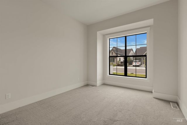 2595 E Tenzing Dr, Meridian, ID 83642