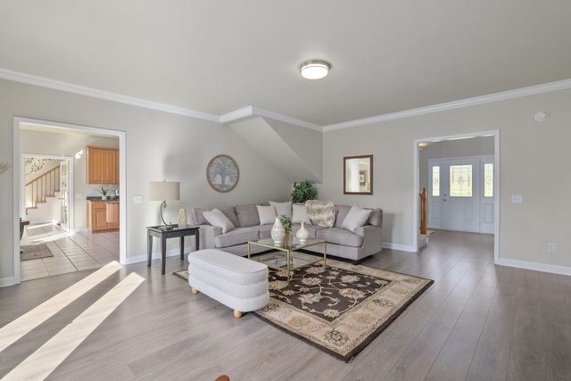 2275 Galice Road, Merlin, OR 97532