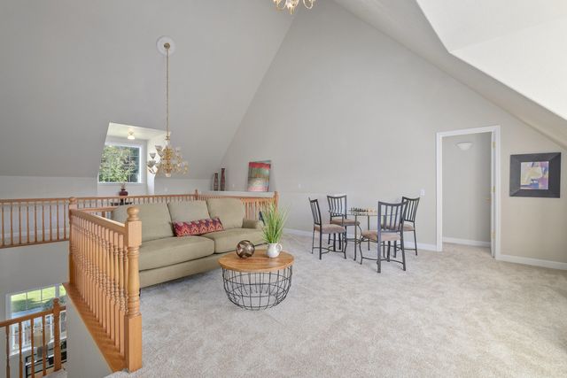 2275 Galice Road, Merlin, OR 97532