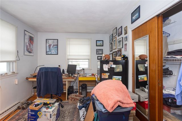 37 Squantum Drive, Middletown, RI 02842