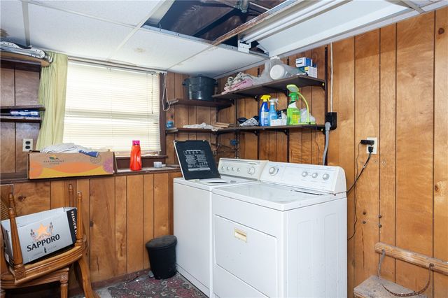 37 Squantum Drive, Middletown, RI 02842