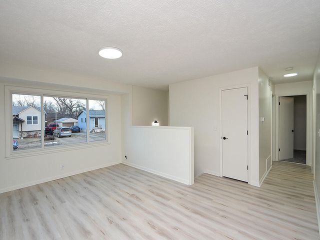 1005 CACHELIN DRIVE Drive, Carter Lake, IA 51510