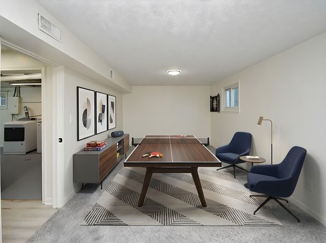 1005 CACHELIN DRIVE Drive, Carter Lake, IA 51510