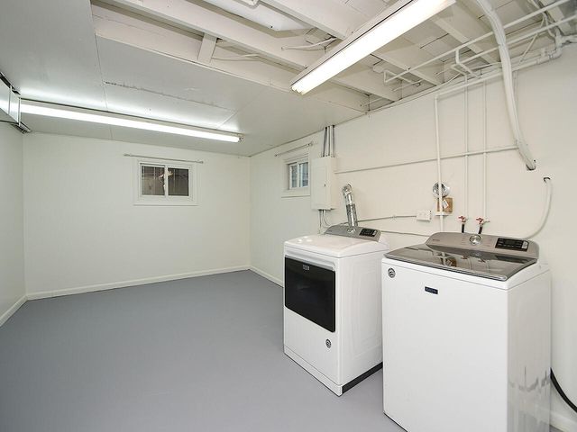 1005 CACHELIN DRIVE Drive, Carter Lake, IA 51510