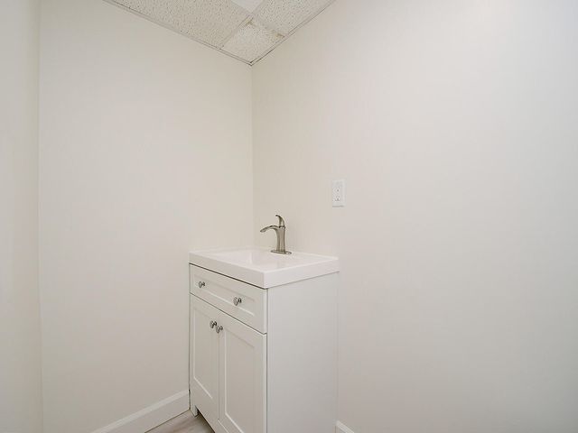 1005 CACHELIN DRIVE Drive, Carter Lake, IA 51510