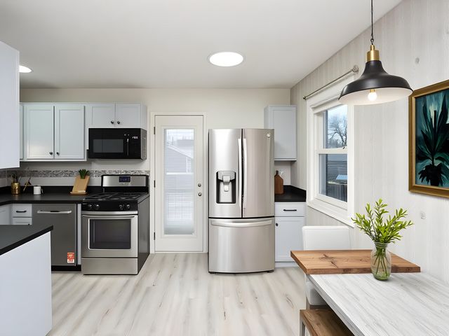 1005 CACHELIN DRIVE Drive, Carter Lake, IA 51510