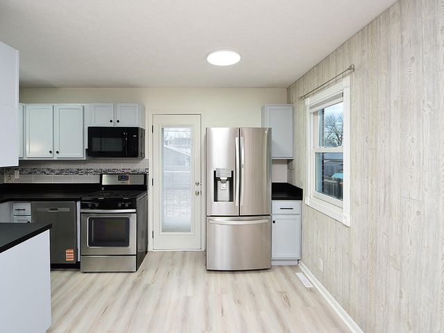 1005 CACHELIN DRIVE Drive, Carter Lake, IA 51510