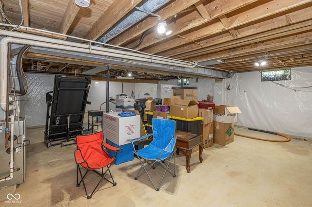 647 N 100 W, Franklin, IN 46131