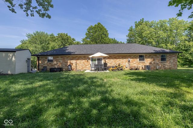647 N 100 W, Franklin, IN 46131