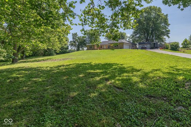 647 N 100 W, Franklin, IN 46131