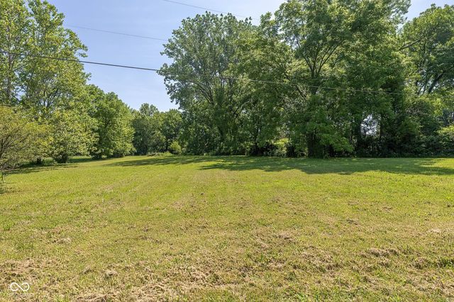 647 N 100 W, Franklin, IN 46131