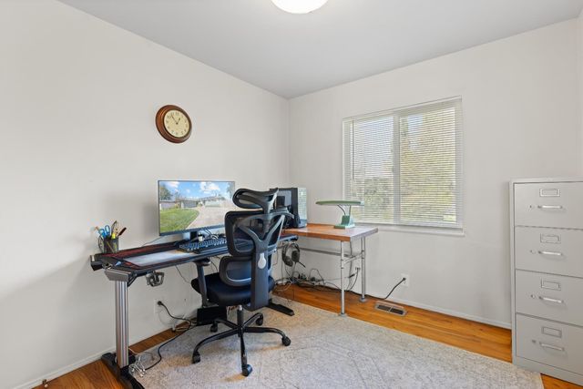 405 Garner Ln, Stockton, CA 95207