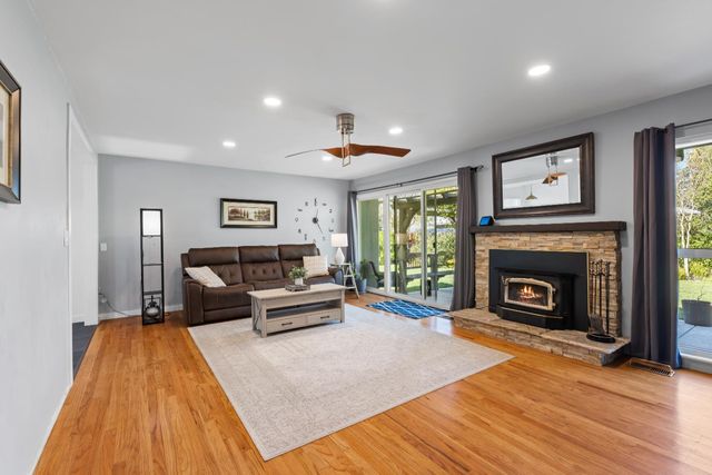 405 Garner Ln, Stockton, CA 95207