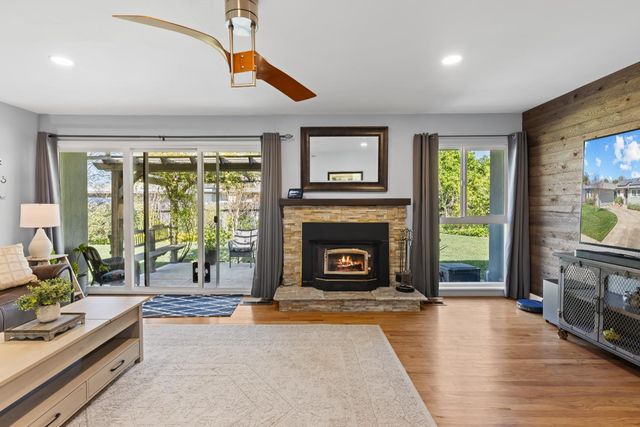 405 Garner Ln, Stockton, CA 95207