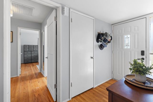 405 Garner Ln, Stockton, CA 95207