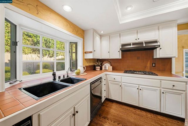 407 La Quinta Ct, Danville, CA 94526