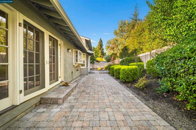 407 La Quinta Ct, Danville, CA 94526