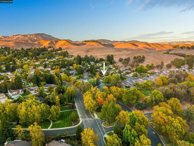 407 La Quinta Ct, Danville, CA 94526