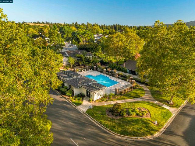 407 La Quinta Ct, Danville, CA 94526