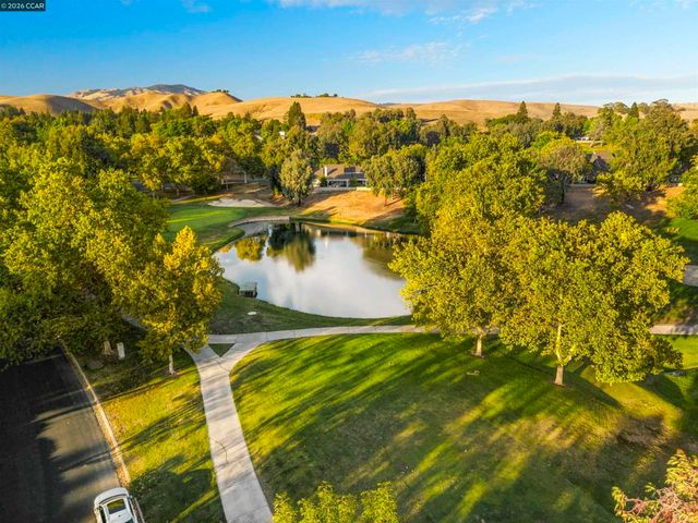 407 La Quinta Ct, Danville, CA 94526