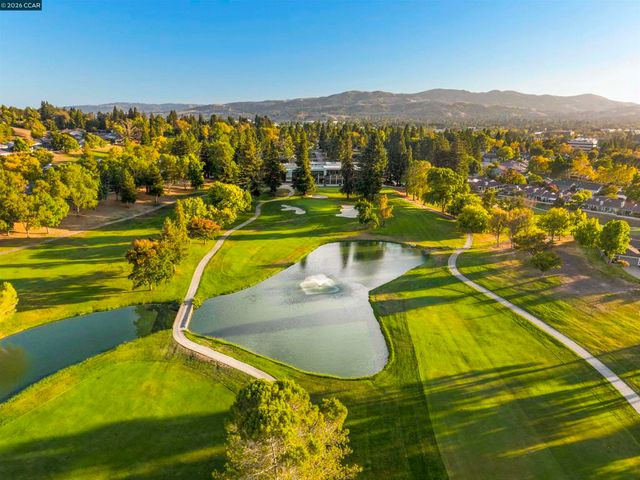 407 La Quinta Ct, Danville, CA 94526
