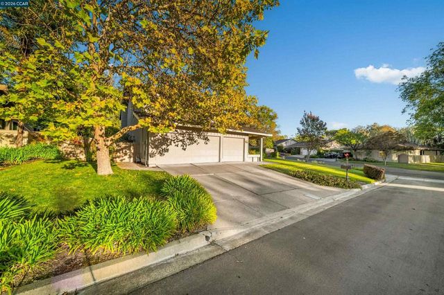 407 La Quinta Ct, Danville, CA 94526