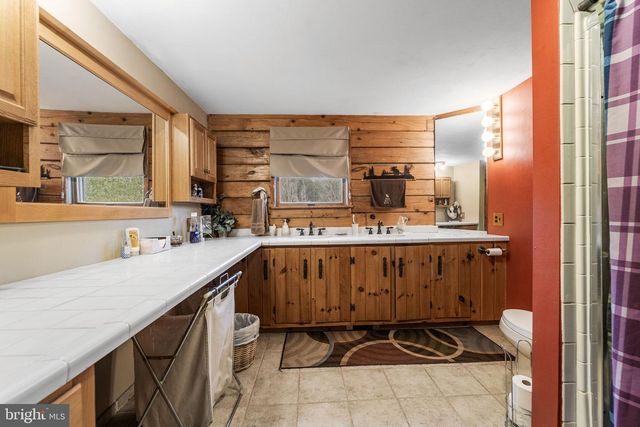 365 MEADE RD, Susquehanna, PA 18847