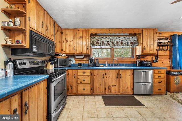 365 MEADE RD, Susquehanna, PA 18847