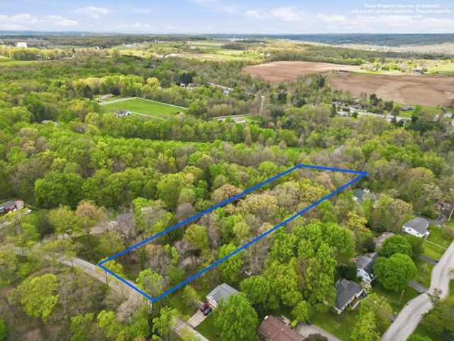 2589 Beechwood, Wilmington Twp, PA 16142